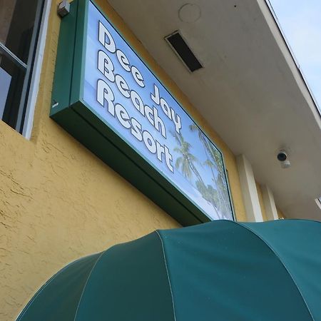 Dee Jay Beach Resort Lauderdale-by-the-Sea Exterior photo