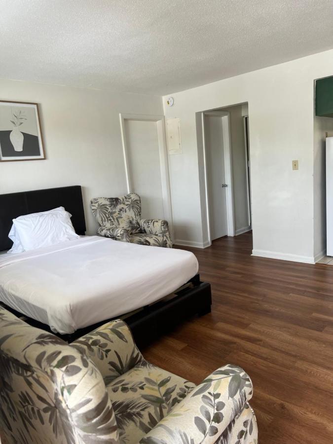Dee Jay Beach Resort Lauderdale-by-the-Sea Exterior photo